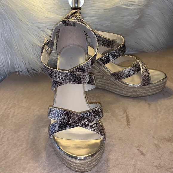 Banana Republic Shoes - “Banana Republic”